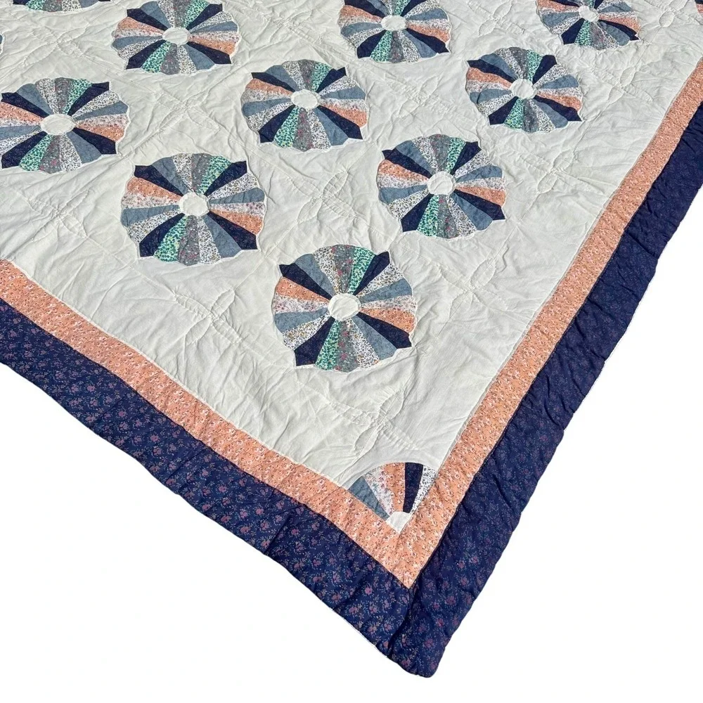 Vintage Handsewn Yo Yo Quilt 76